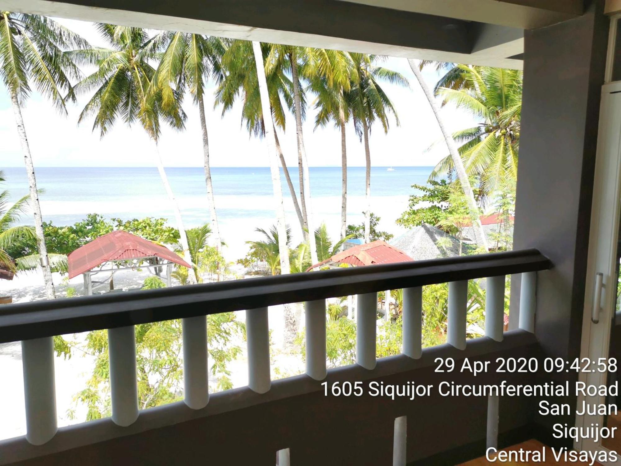 Tropicasa Siquijor Seafront Guest House Solangon Kültér fotó