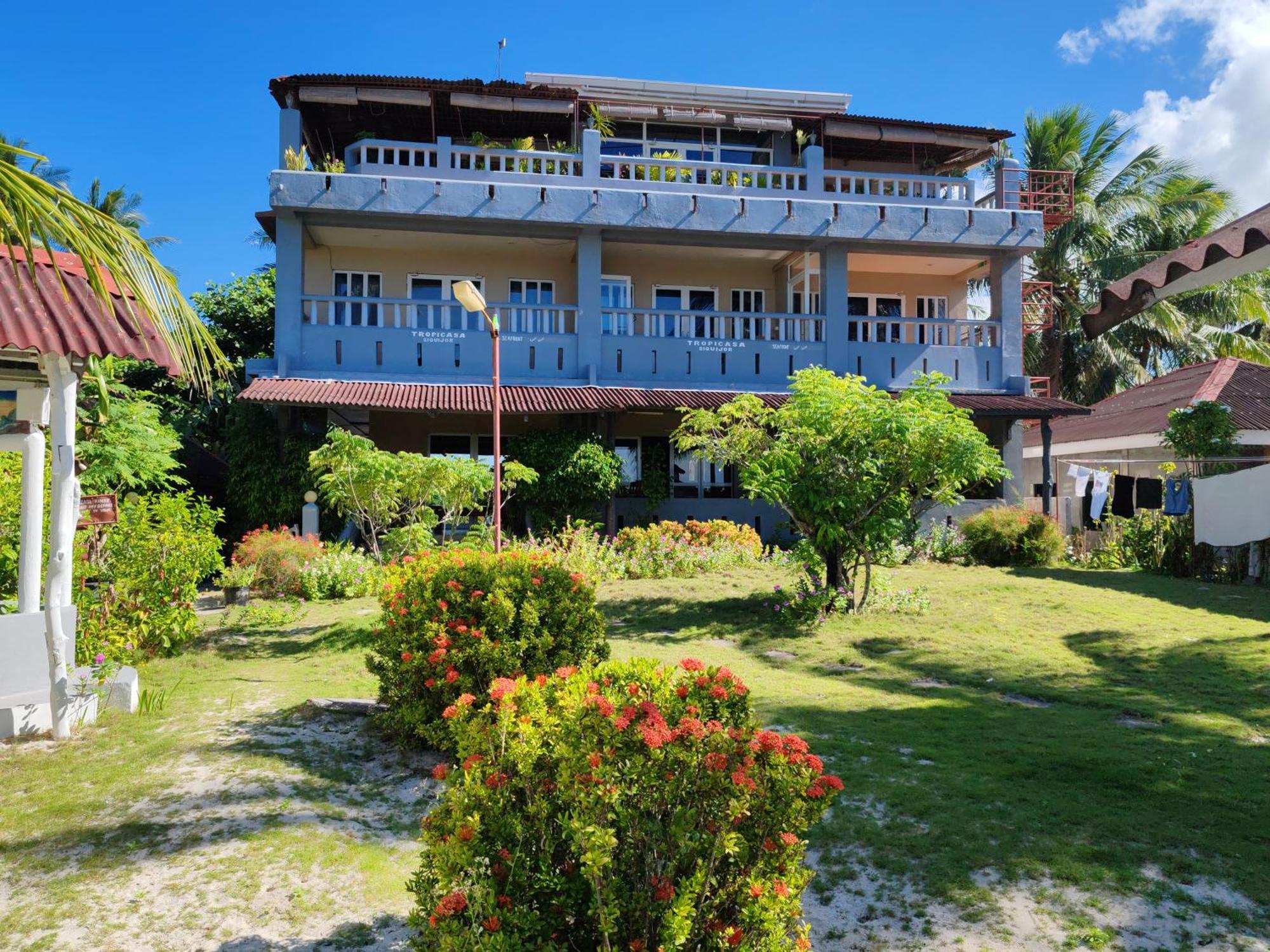 Tropicasa Siquijor Seafront Guest House Solangon Kültér fotó